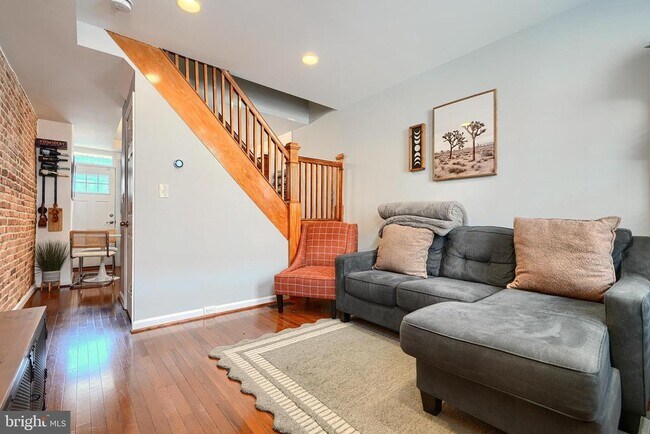 Foto del edificio - 1319 Richardson St