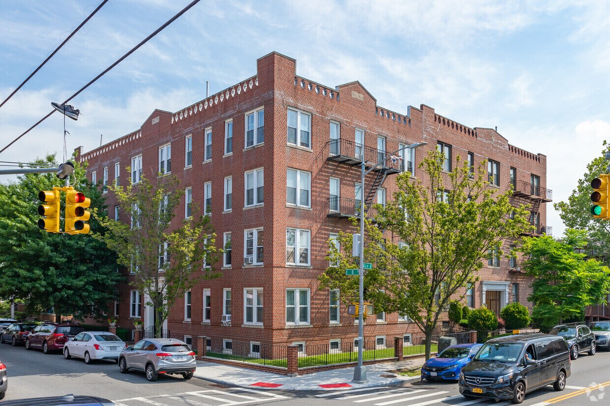 Primary Photo - 805 Avenue O