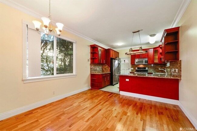 Building Photo - Spacious Mission District 2+ Bedroom 2 Bat...