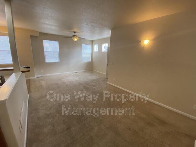 Building Photo - 3322 Barbera St