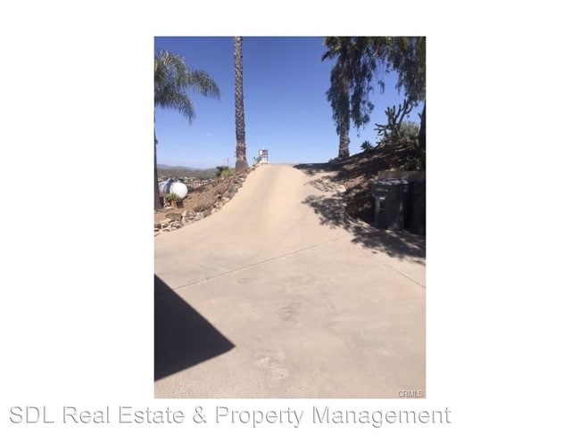 Foto del edificio - 23149 Biggs Ln