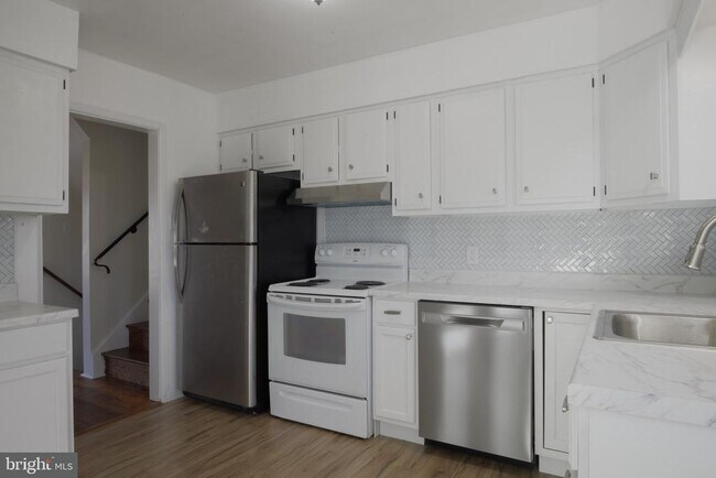 Foto del edificio - 1016 S Hilton Rd