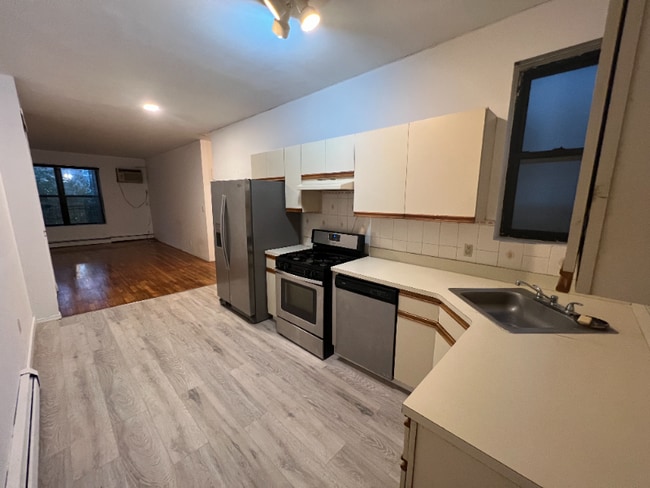 Building Photo - 510 Ocean Pkwy