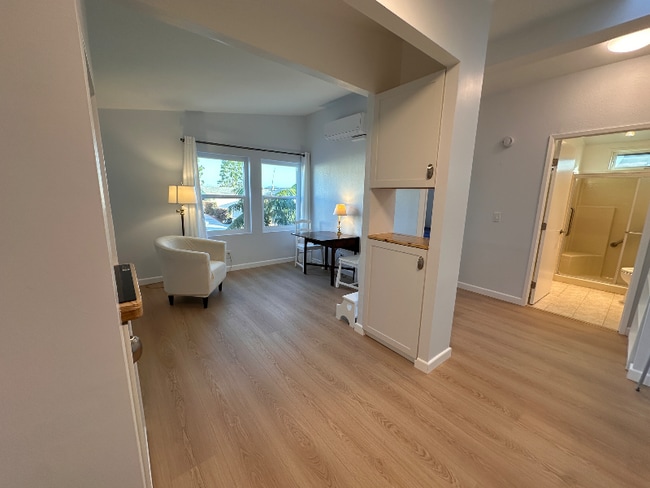 Building Photo - 628 Via Bolivia