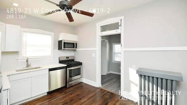 Foto del edificio - 4819 W Cornelia Ave