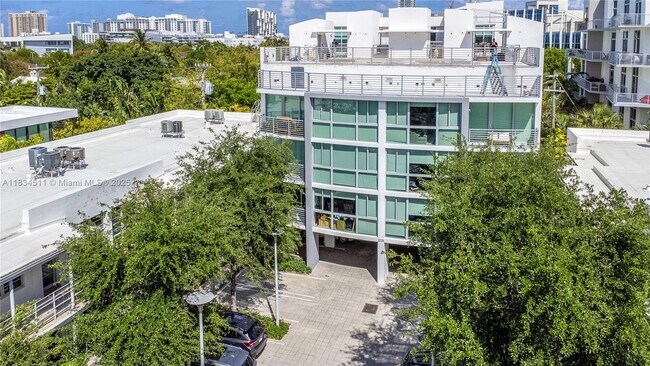 Foto del edificio - 2025 Meridian Ave