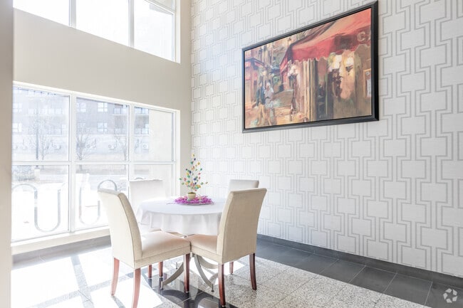 Lobby - Lexington Grand