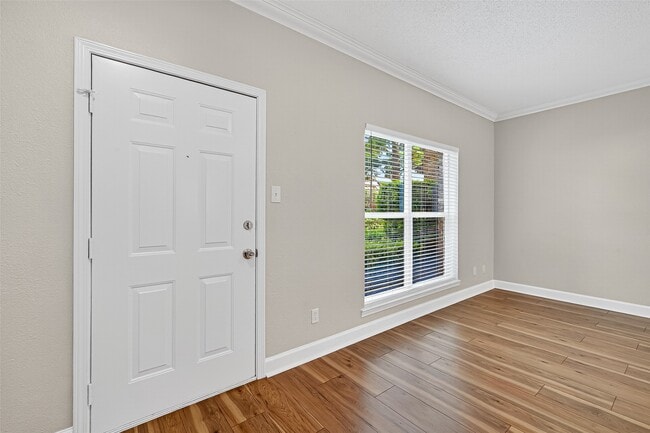 Building Photo - 14719 Barryknoll Ln