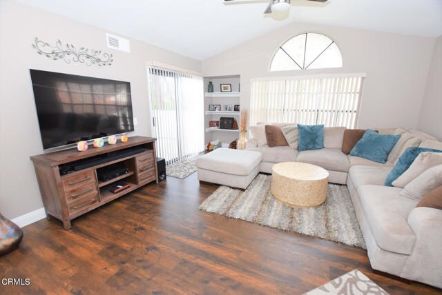 Foto del edificio - 1279 Calle Bonita