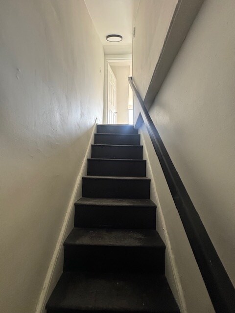 Foto del edificio - 462 Spring Garden St