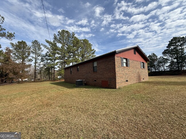 Building Photo - 1490 Hwy 319