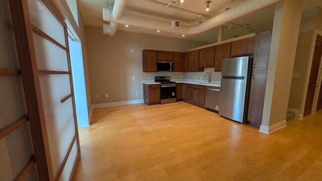Foto del edificio - 811 4th St NW