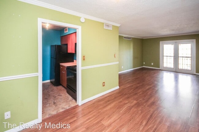 Building Photo - 2 br, 2 bath House - 325 Wymore Rd Apt 207