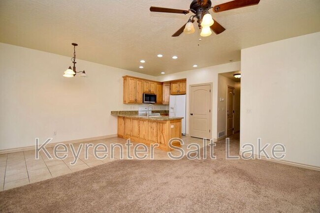 Building Photo - 3862 W Scarlet Sage Way