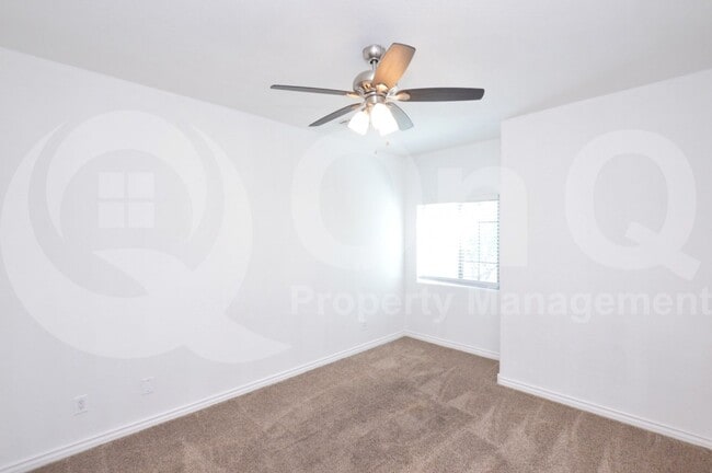 Building Photo - 854 S San Marcos Dr