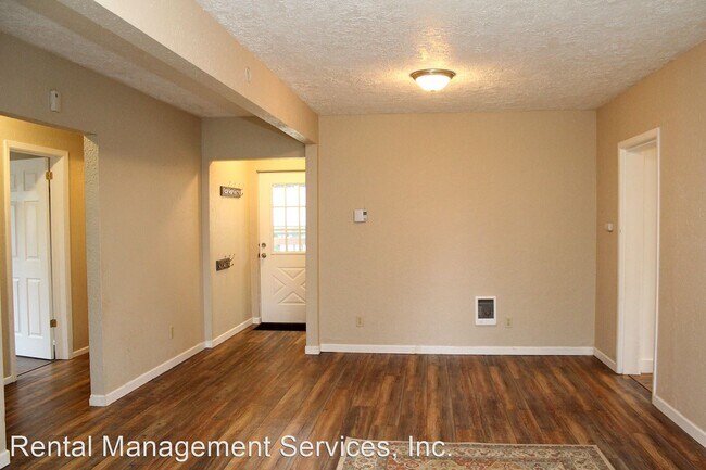 Building Photo - 3 br, 2 bath House - 7130 SE 69th Ave.