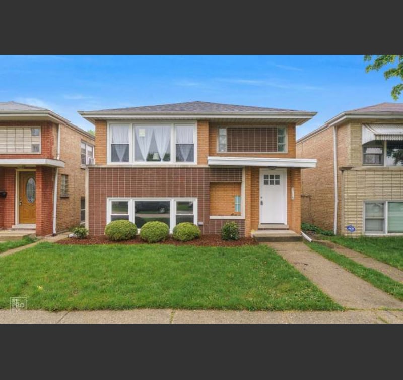 3721 Clarence Ave Unit 1, Berwyn, IL 60402 Room for Rent in Berwyn