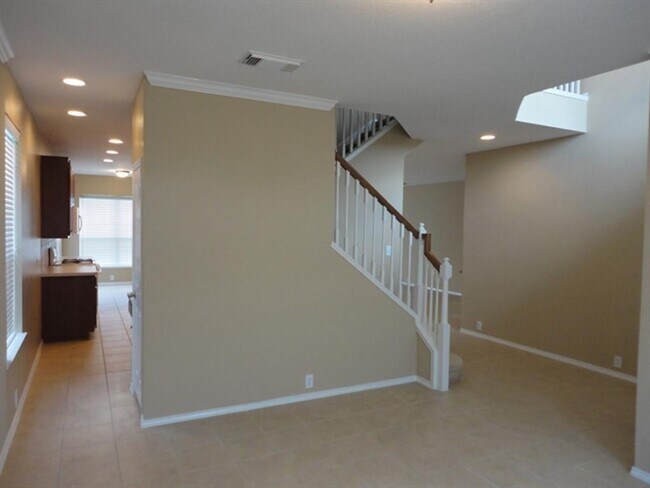 Building Photo - 9023 Heather Springs Dr