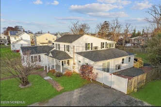 Building Photo - 83 Hennessey St