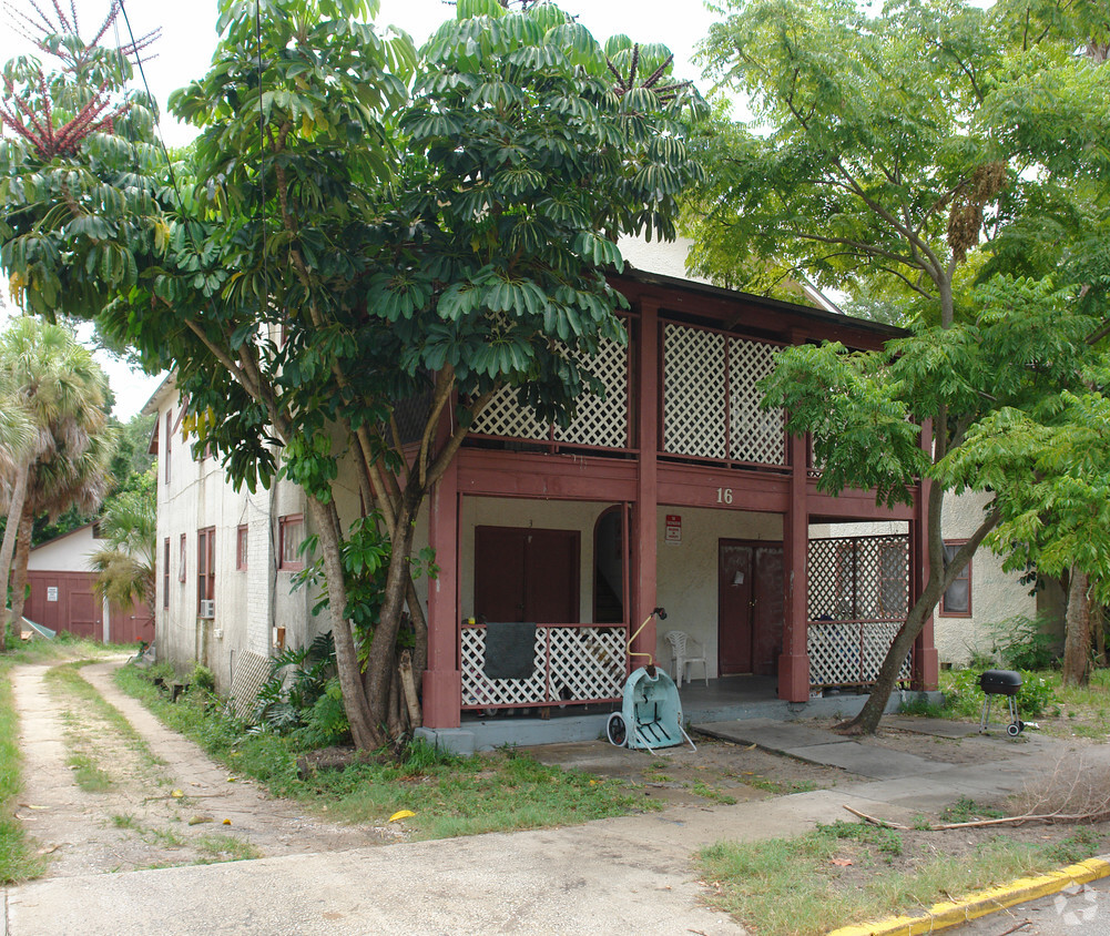 Primary Photo - Cocoa Village Apartments