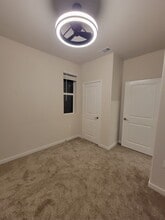 Building Photo - 9531 Hannah Way