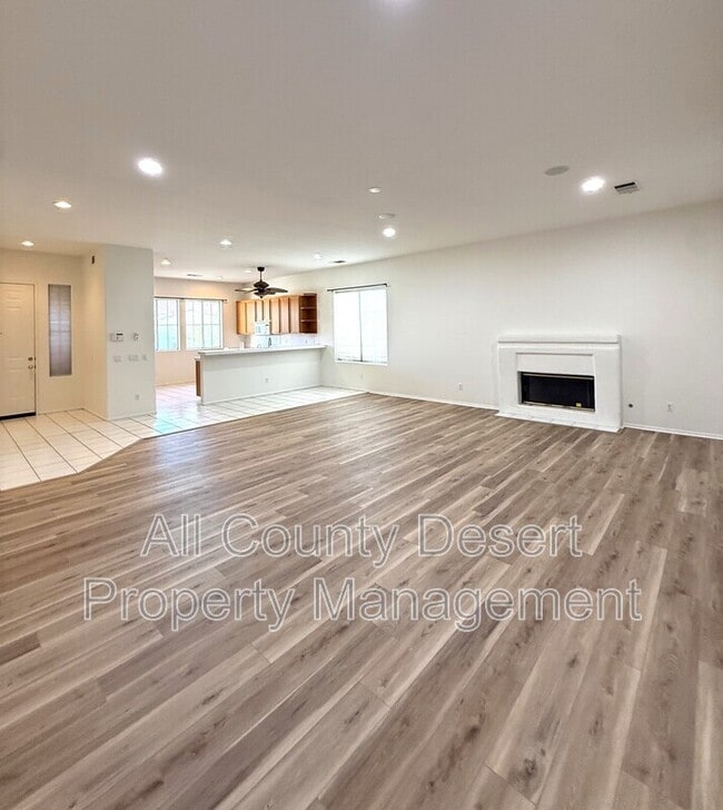 Building Photo - 74594 Moss Rose Dr