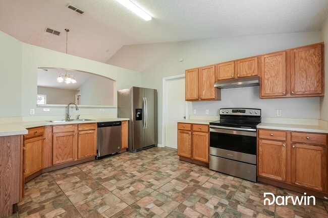 Building Photo - 510 LAKEVIEW DR, POINCIANA, FL 34759