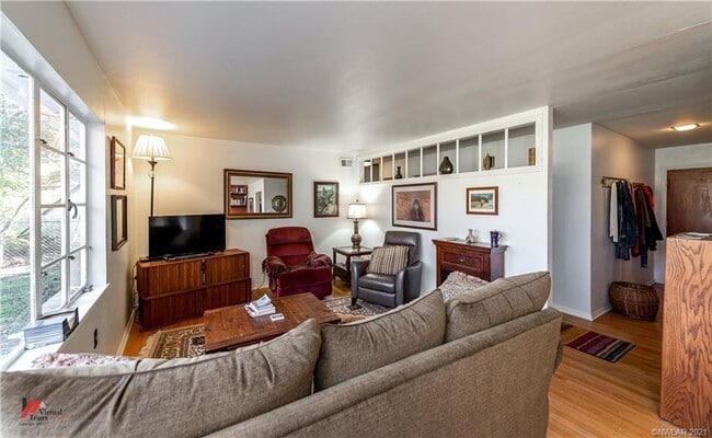 Foto del edificio - Newly Remodeled Anderson Island Rental