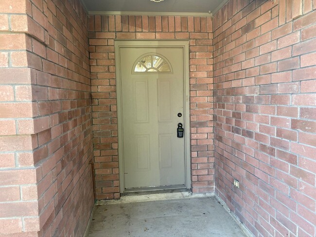 Foto del edificio - 3Bed/2Bath Home for rent Mcallen TX ( 4 mi...