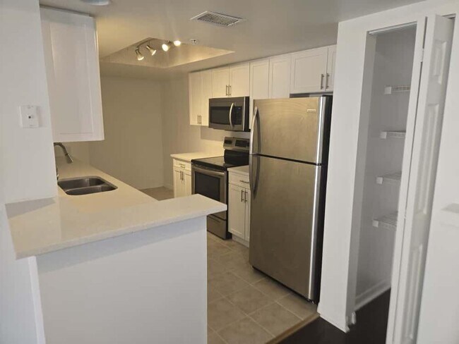 Foto del edificio - 4179 N Haverhill Rd