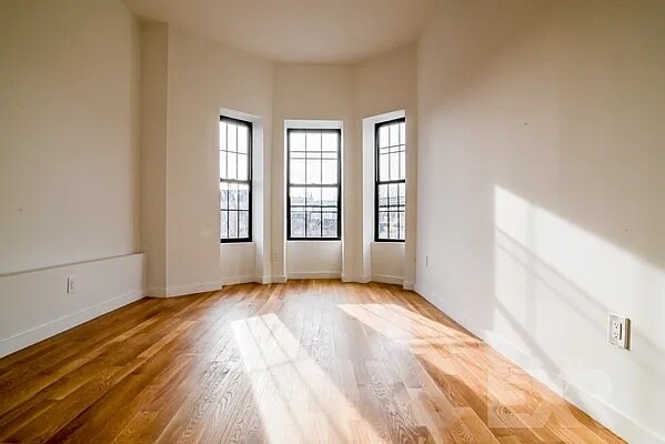 Foto del edificio - 203 Van Buren St