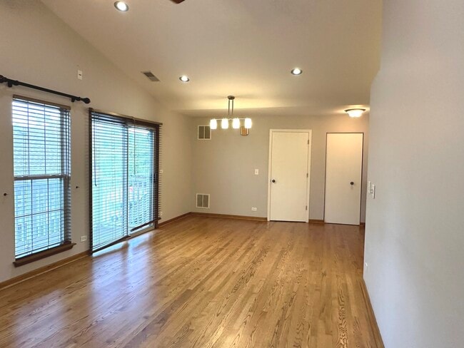 Building Photo - 809 Spring Creek Ct