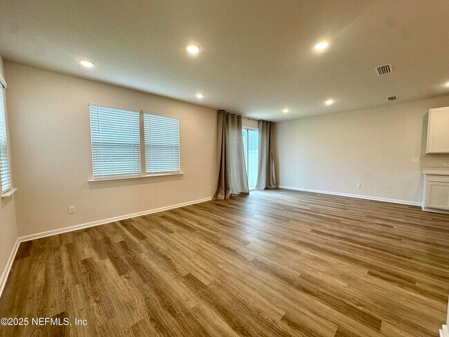 Foto del edificio - 1375 High Falls Dr