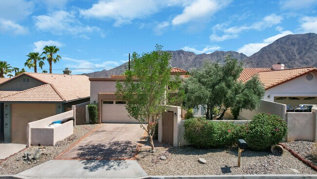 Building Photo - 53854 Avenida Juarez