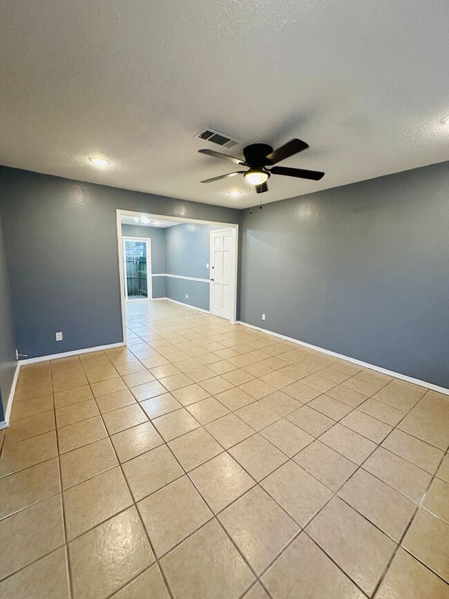 Building Photo - 1227/1229 S 17th St.