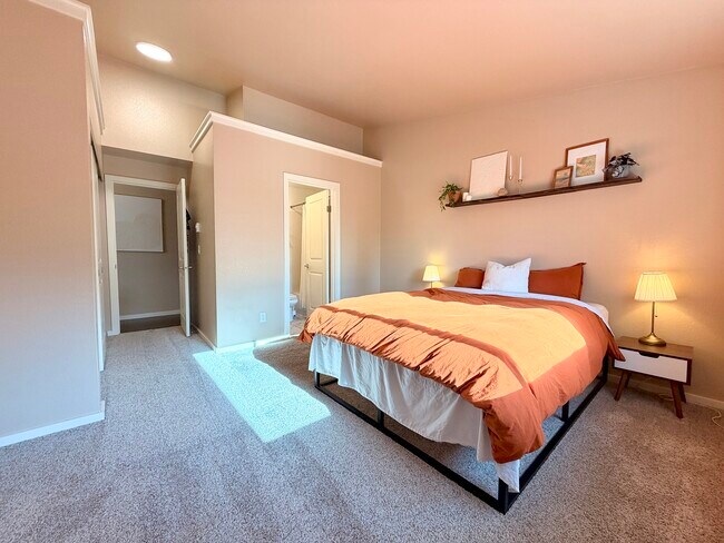 Main Bedroom - 16101 Bothell Everett Hwy