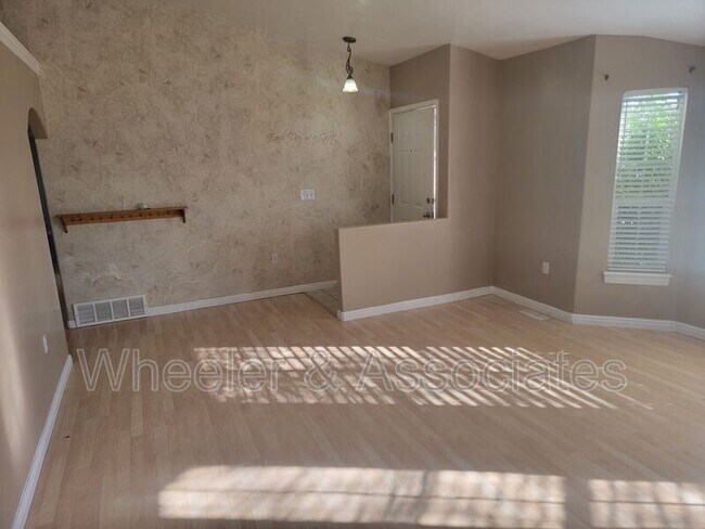 Building Photo - 4164 W 5250 S