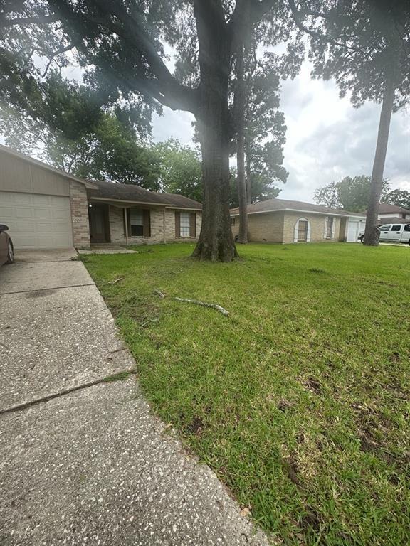 Primary Photo - 4522 Mossygate Dr