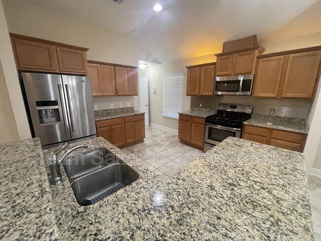 Building Photo - 7506 Milynn Way