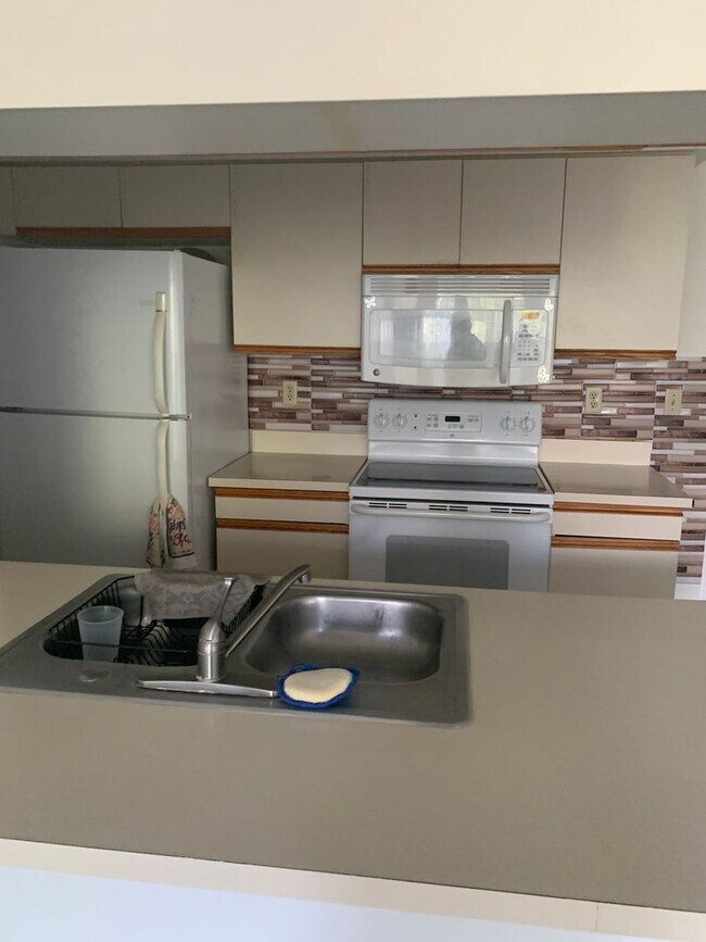 Building Photo - 2719 N Poinciana Blvd