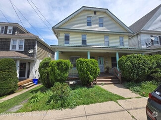 Building Photo - 1112 W Elm St