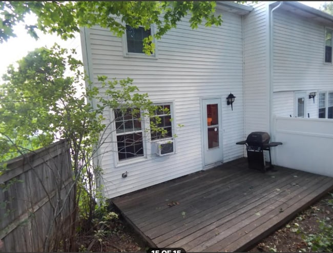 Building Photo - 117 Sunset Ave