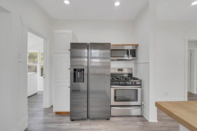 Foto del edificio - 1109 Gargan St