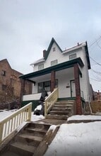 Building Photo - 745 Franklin Ave