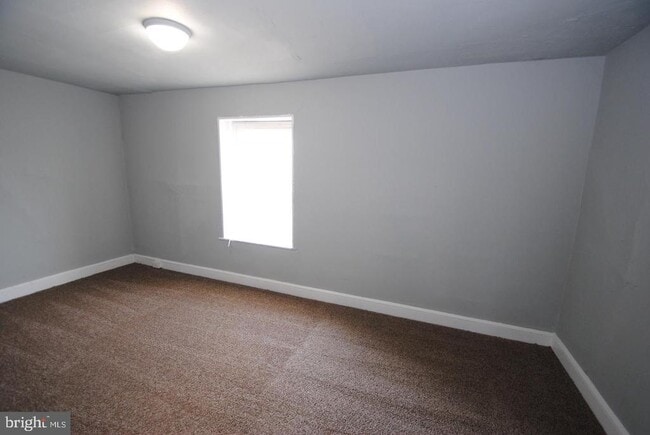 Building Photo - 205 Jones Ave