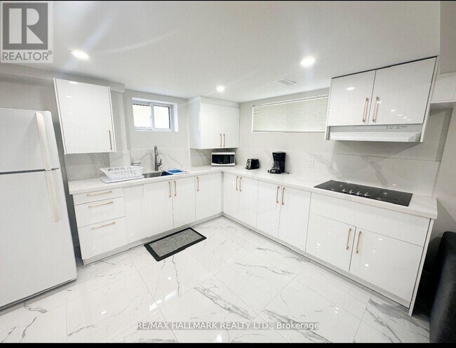 Photo du bâtiment - 198 Maxome Ave
