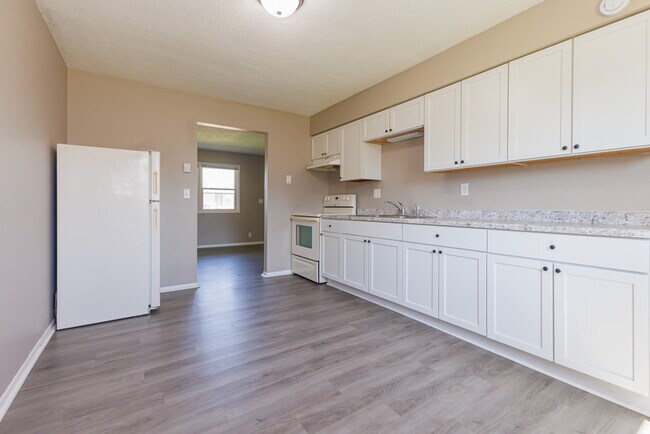 Building Photo - 208 S Keystone Cir