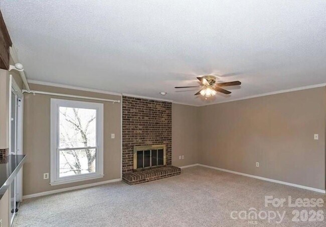 Foto del edificio - 7345 Winery Ln