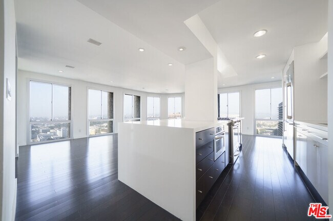 Foto del edificio - 800 W 1st St