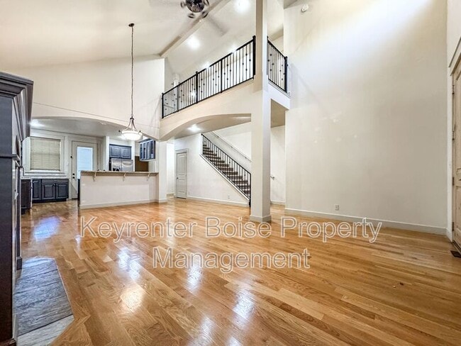 Building Photo - 7301 W Baron Ln